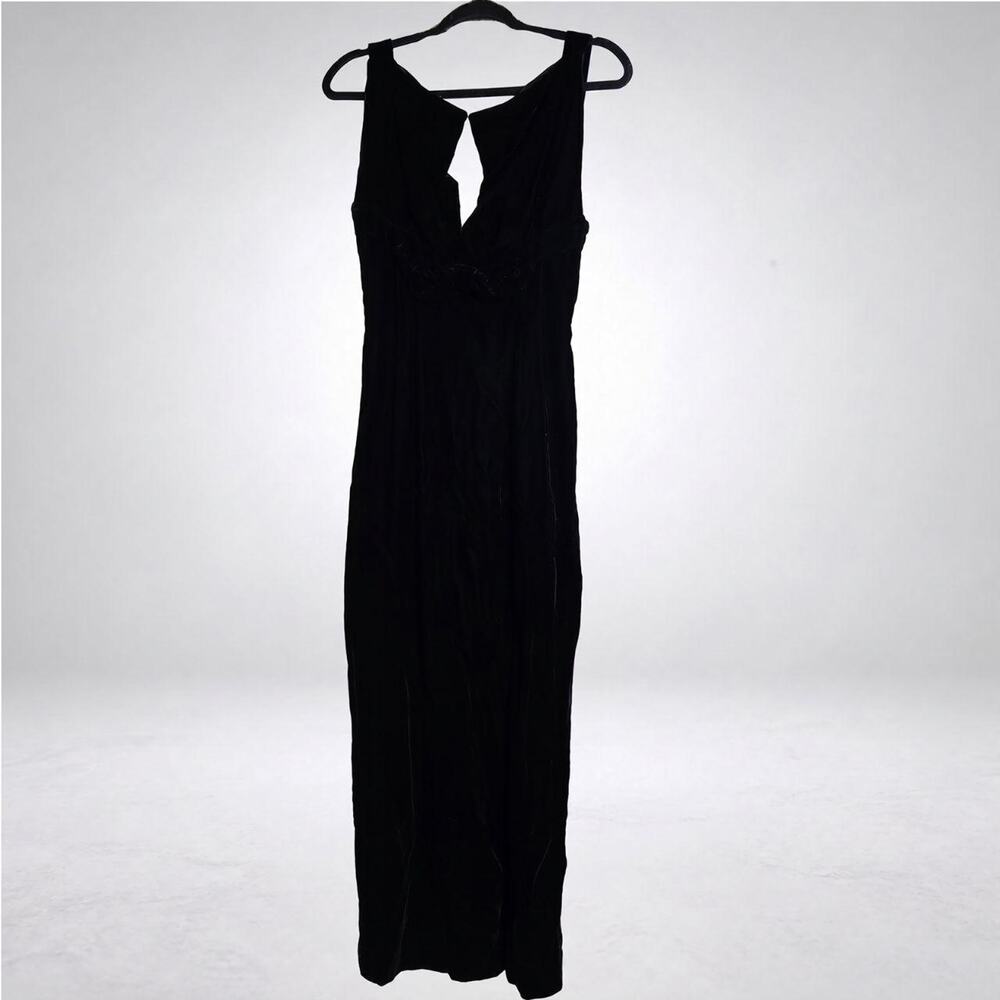 Vampy black‎ velvet maxi